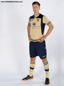leeds-united-13-14-macron-away-Football-Shirt-d.jpg