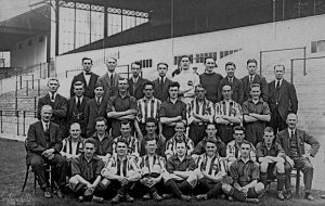 1925-26 preseason or end 1924-25 (2).jpg