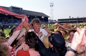 Leicester 1990 Bassett.jpg