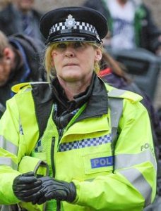 9694d5fee3bf2f73ae9f081bff7b5422--sarah-lancashire-happy-valley.jpg