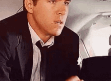 FFB41F9E-22F0-45A7-A6FC-F52A56E8BF6F.gif
