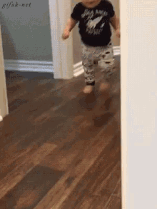 tenor (1).gif