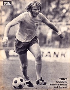 tony-currie-england-1973.jpg