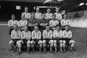 1961-62 Sheffield United believe this photo reverse printed shows J St S-Kop corner as stands ...jpg
