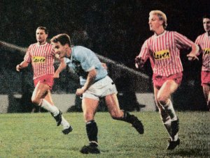 sheff-utd-home-1988-to-89-moulden-2nd-goalb-1024x773.jpg