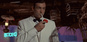 3oz8xxMzOTZWDGmZVK.gif