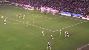 Players in box for crosses4.jpg Players in box for crosses4.jpg