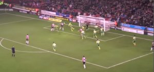 Players in box for crosses5.jpg Players in box for crosses5.jpg