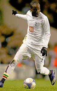 chimbonda1110_468x742.jpg