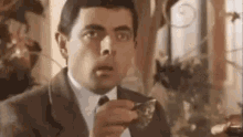 tenor-2.gif