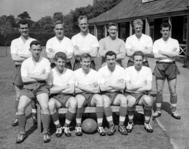 1959 may 6 V Italy at Bank of England ground Rowhampton.jpg