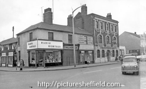 The Moor -Travellers Rest and junction with Cumberland St 1965 March.jpg