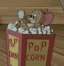 eating-popcorn-movie-time.gif