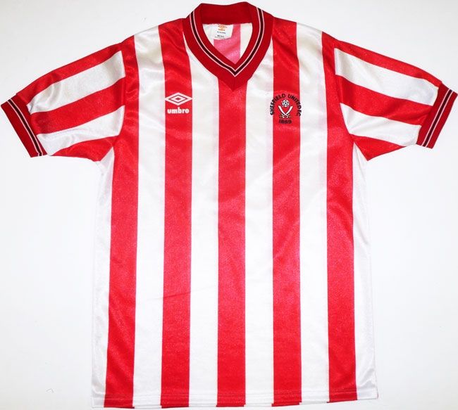 www.footballkitarchive.com