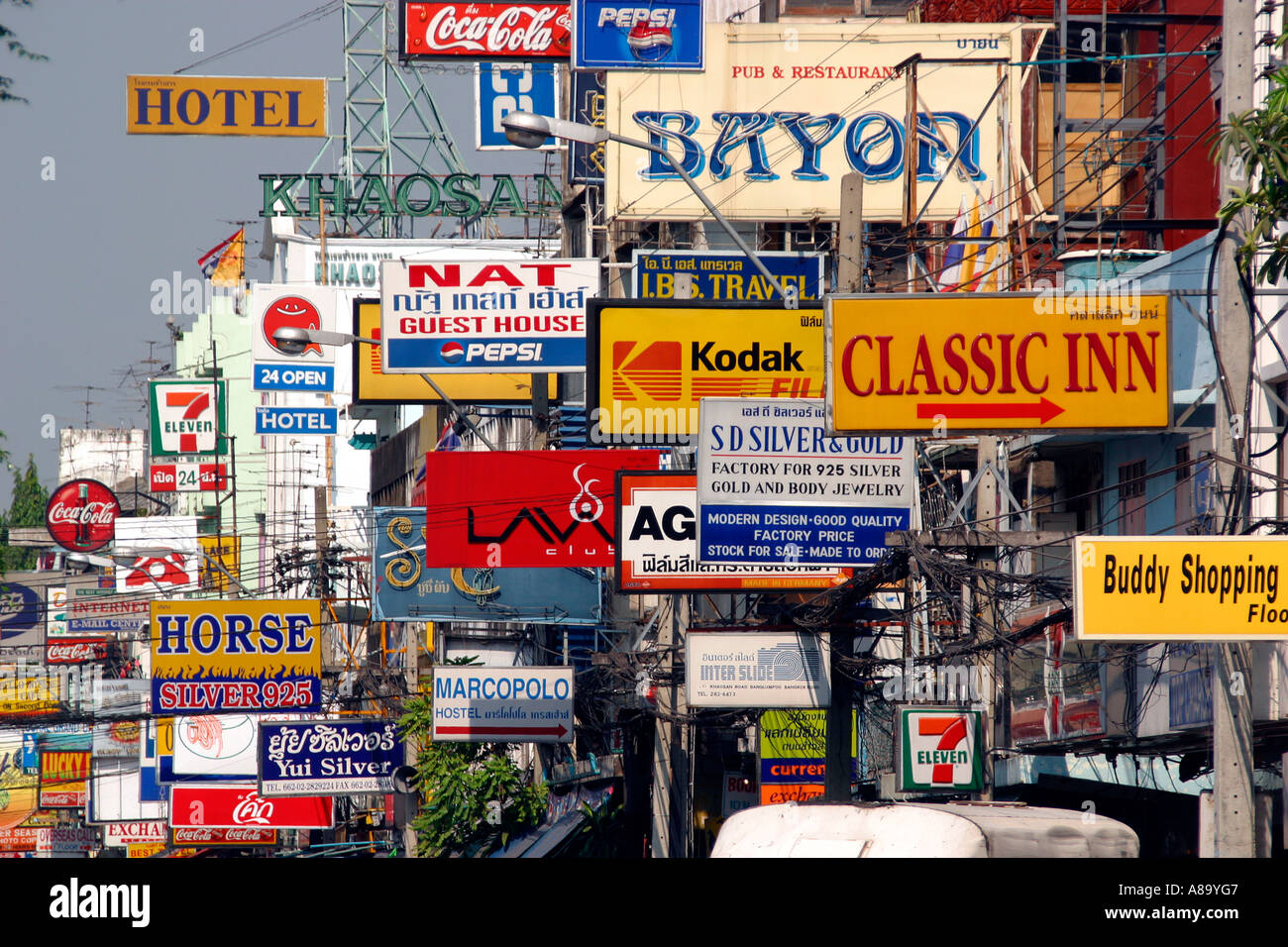 thailand-bangkok-khao-san-road-signs-A89YG7.jpg