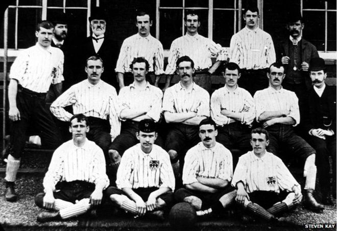 _75120762_rabbihowell-teamphoto.jpg