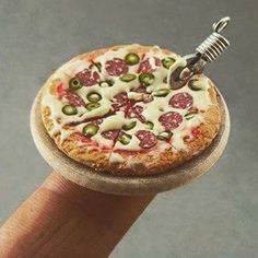 83e1649eeda4a0ab9c8eac14fb8dfdbd--pizza-pizza-foodies.jpg