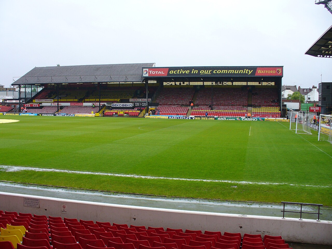 1280px-Main_Stand.jpg