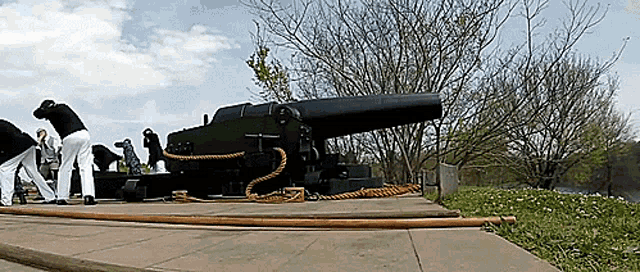 tenor.gif