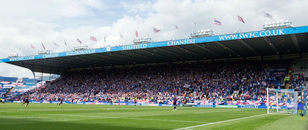 200717_sheffield_wednesday_rangers_fans_stand_01.jpg