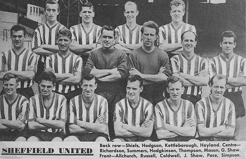 1961-1962+team.jpg
