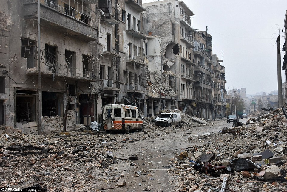 3B579D3700000578-4028168-The_fall_of_Aleppo_would_be_the_rebel_s_worst_defeat_of_the_civi-a-30_1481671982395.jpg